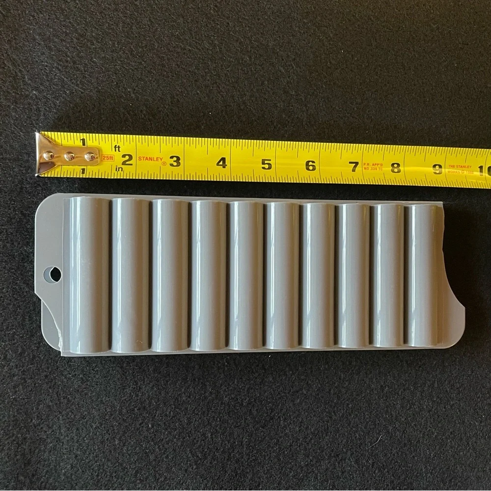 Ice Cube Tray for Water Bottles - Makes Up To 10 Pieces